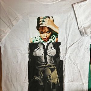 Rihanna “ri-issue” talk that talk tshirt